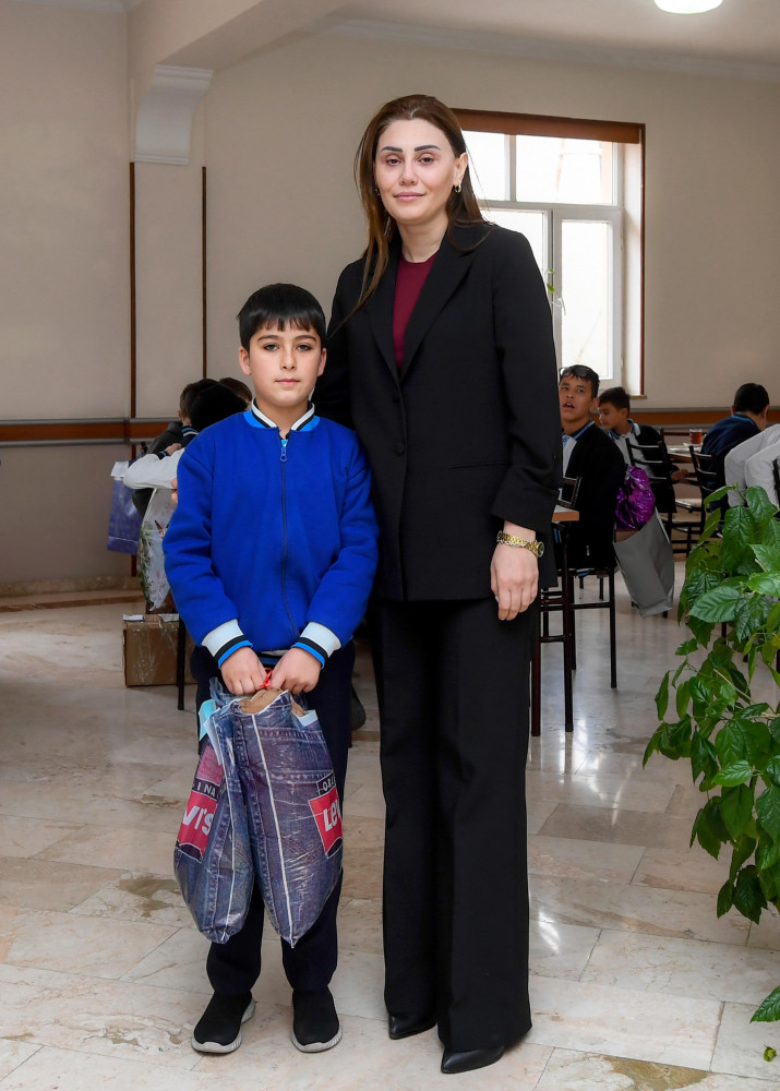 Ordubad internat məktəbi şagirdlərinin diləkləri yerinə yetirilib<font color=red> - FOTOLAR</font>