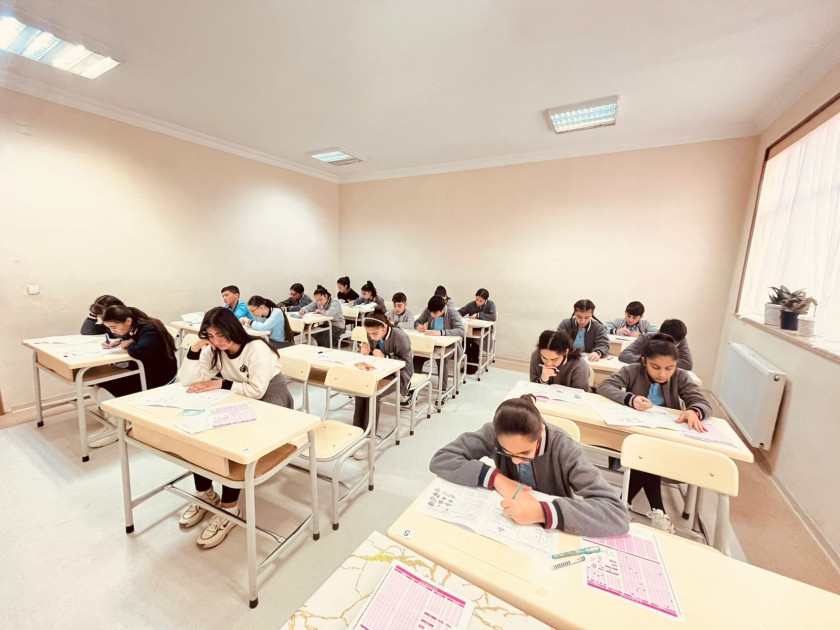 Naxçıvanda məktəblilər arasında II Kimya-Biologiya Olimpiadasının rayon turu keçirilib<font color=red> - FOTOLAR</font>