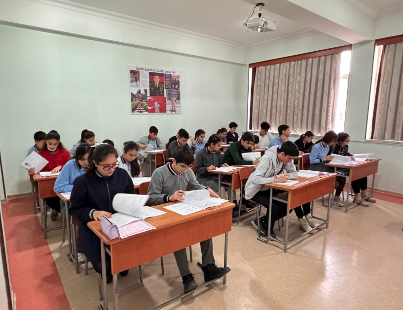 Naxçıvanda məktəblilər arasında II Kimya-Biologiya Olimpiadasının rayon turu keçirilib<font color=red> - FOTOLAR</font>