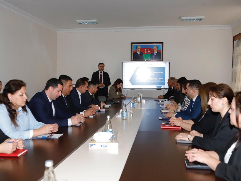 Naxçıvanda peşə təhsili müəssisələrinin əməkdaşları üçün təlimlər keçirilib<font color=red> - FOTOLAR</font>
