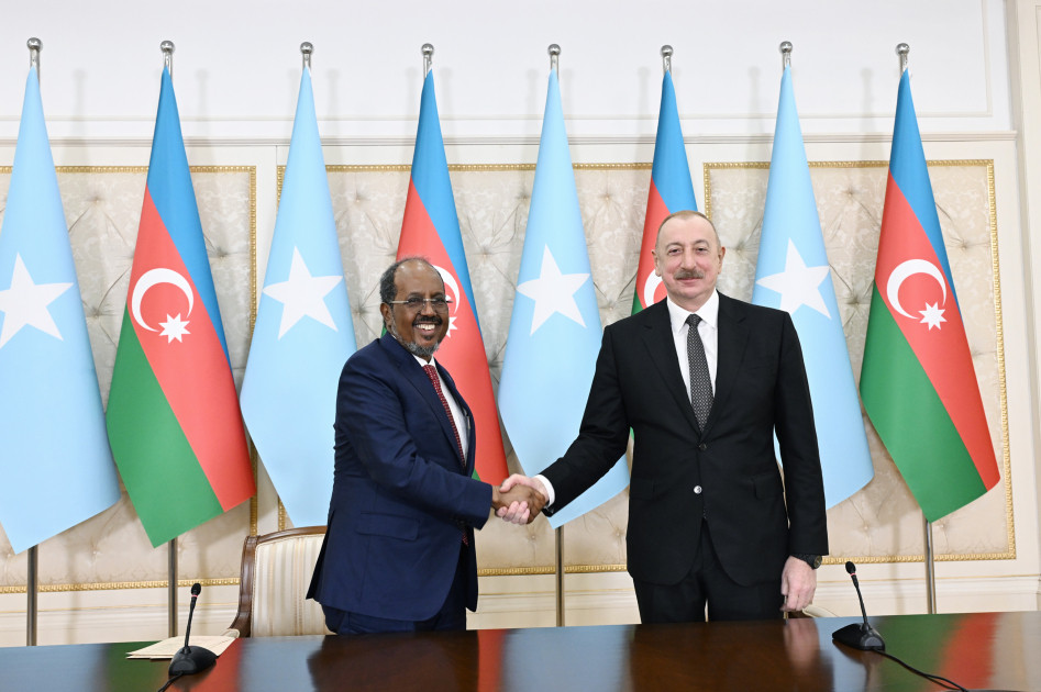 Azərbaycan və Somali prezidentləri mətbuata bəyanatlarla çıxış ediblər<font color='red'> - YENİLƏNİB</font><font color=red> - FOTOLAR</font>
