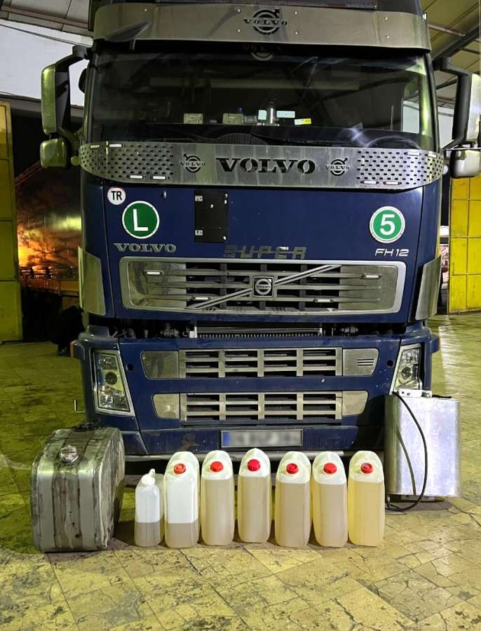 İrandan Naxçıvana 101 kq-dan çox narkotikin keçirilməsinin qarşısı alınıb<font color=red> - FOTOLAR</font>