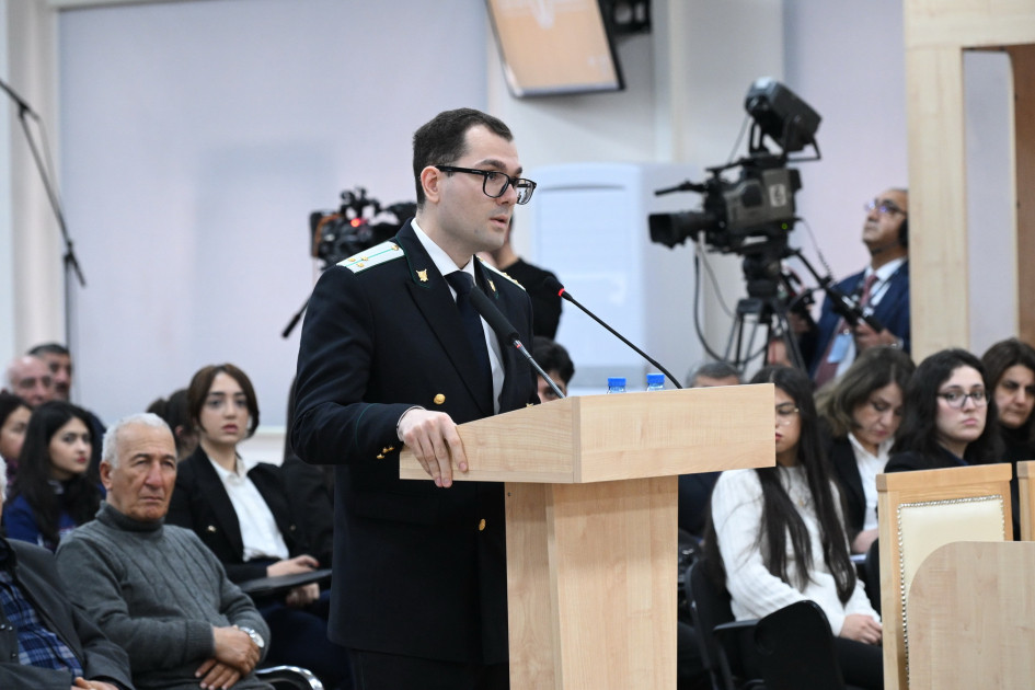 Ruben Vardanyanın təqsirləndirildiyi cinayət işinin məhkəmə baxışı davam etdirilib<font color=red> - FOTOLAR</font>