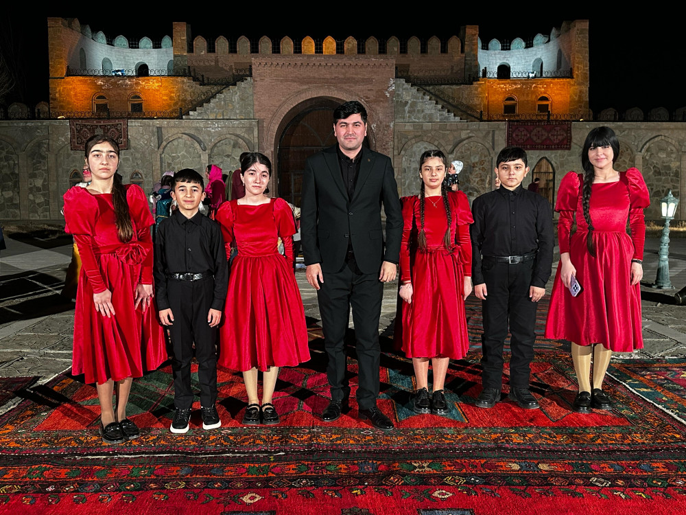 Naxçıvan televiziyasının Novruz çəkilişi: Sənərtkarların və gənc istedadların Naxçıvan təəssüratları<font color=red> - FOTOLAR</font>