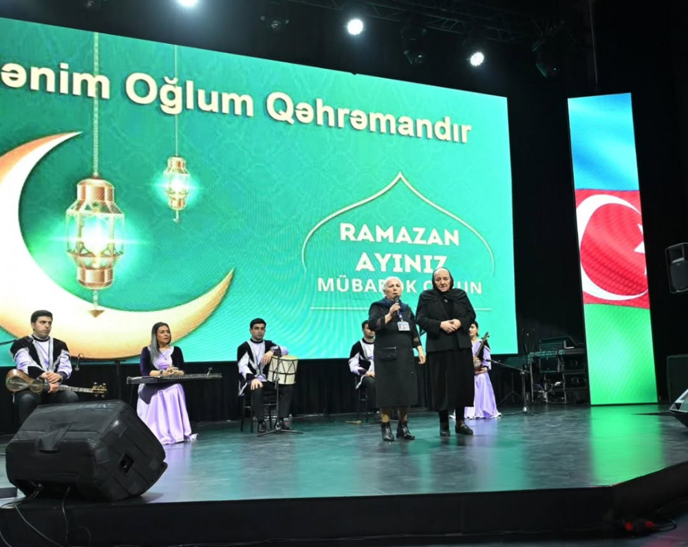 Leyla Əliyeva və Arzu Əliyeva şəhid anaları ilə iftar məclisində iştirak ediblər<font color=red> - FOTOLAR</font>