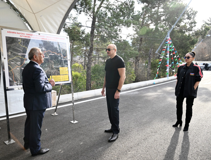 Prezident İlham Əliyev və birinci xanım Mehriban Əliyeva Sərsəng su anbarından Ağdərənin Umudlu kəndinə gedən avtomobil yolunun açılışında iştirak ediblər<font color='red'> - YENİLƏNİB</font><font color=red> - FOTOLAR</font>