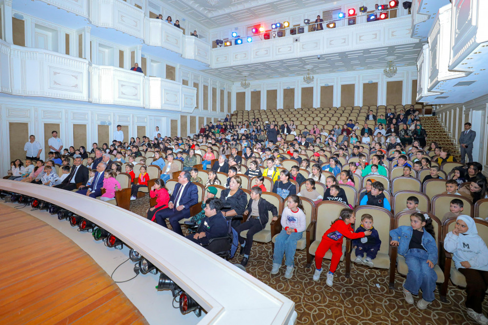 Naxçıvanda şəhid və qazi övladlarına, sosial qayğıya  ehtiyacı olan uşaqlara bayram hədiyyələri təqdim edilib<font color=red> - FOTOLAR</font>