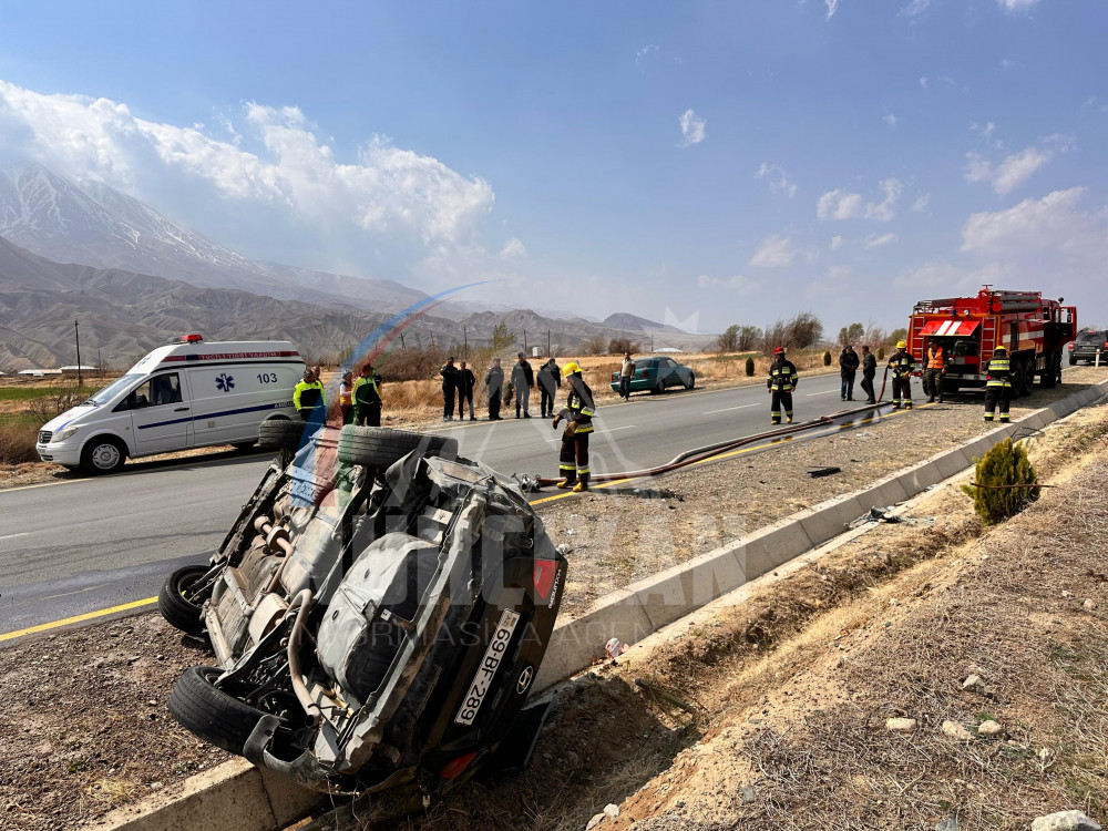 Ordubadda yol qəzası baş verib, 4 nəfər xəsarət alıb<font color=red> - FOTOLAR</font>