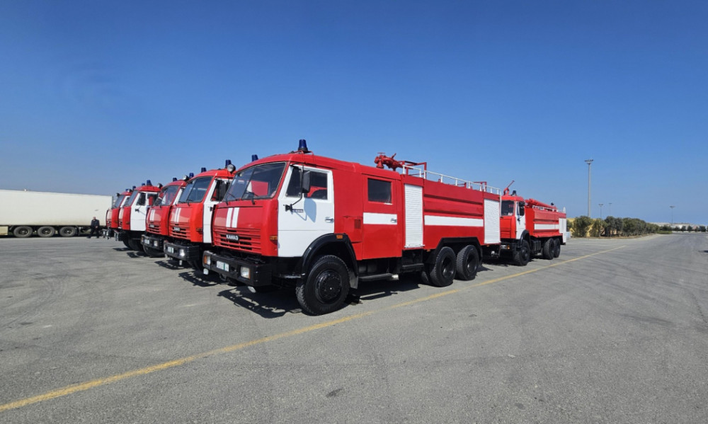 Azərbaycan Prezidentinin tapşırığına əsasən FHN Qırğızıstana maddi-texniki yardım göndərib<font color=red> - FOTOLAR</font>