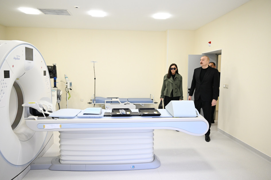 Prezident və birinci xanım Mehriban Əliyeva Şuşada bir sıra açılışlarda iştirak edib<font color='red'> - YENİLƏNİB</font><font color=red> - FOTOLAR</font>