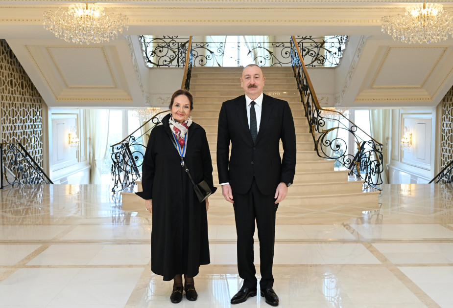Prezident İlham Əliyev Şəfiqə Məmmədovaya “İstiqlal” ordenini təqdim edib<font color='red'> - YENİLƏNƏCƏK</font><font color=red> - FOTOLAR</font>
