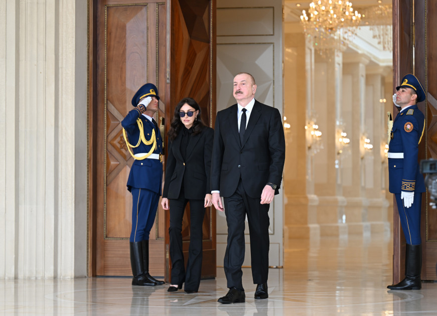 Almaniya Prezidenti Frank-Valter Ştaynmayerin rəsmi qarşılanma mərasimi olub<font color='red'> - YENİLƏNİB</font><font color=red> - FOTOLAR</font>