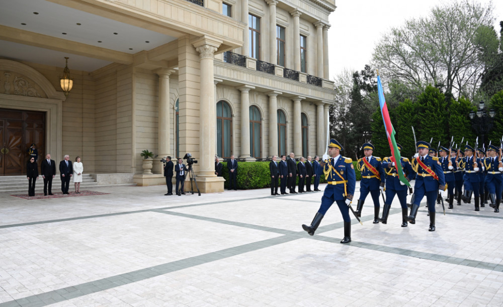 Almaniya Prezidenti Frank-Valter Ştaynmayerin rəsmi qarşılanma mərasimi olub<font color='red'> - YENİLƏNİB</font><font color=red> - FOTOLAR</font>