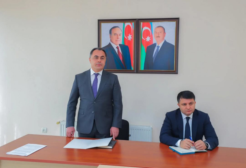 Naxçıvan Şəhər İcra Hakimiyyətinin başçısı vətəndaşları qəbul edib<font color=red> - FOTOLAR</font>