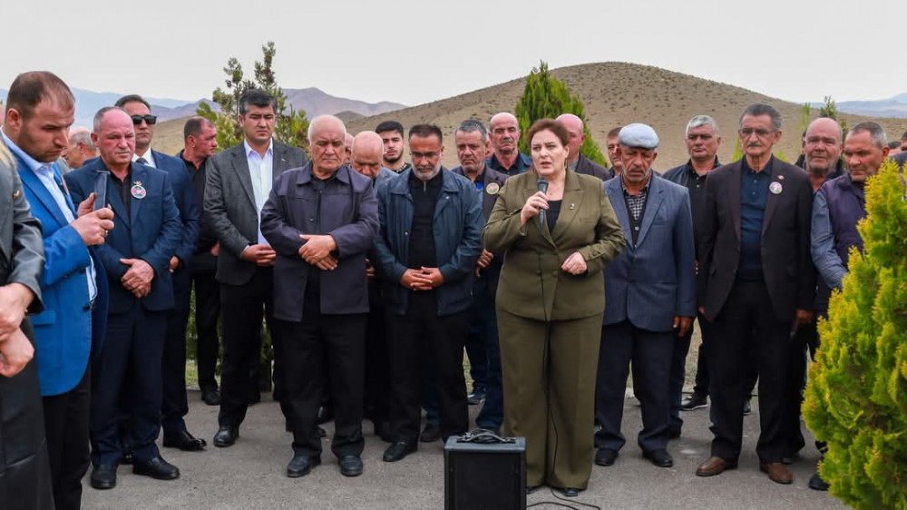 Naxçıvanda aprel şəhidi Rasim Məmmədovun anım günü keçirilib<font color=red> - FOTOLAR</font>