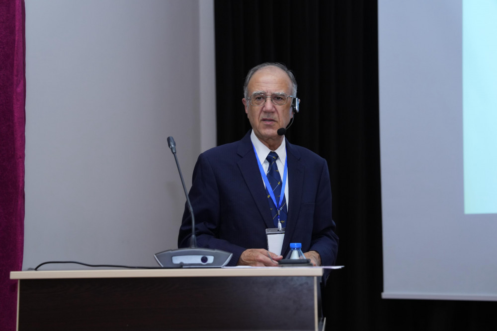 Dünya şöhrətli alim, professor Xəlil Kələntər  Naxçıvan Dövlət Universitetində təlim keçib<font color=red> - FOTOLAR</font>