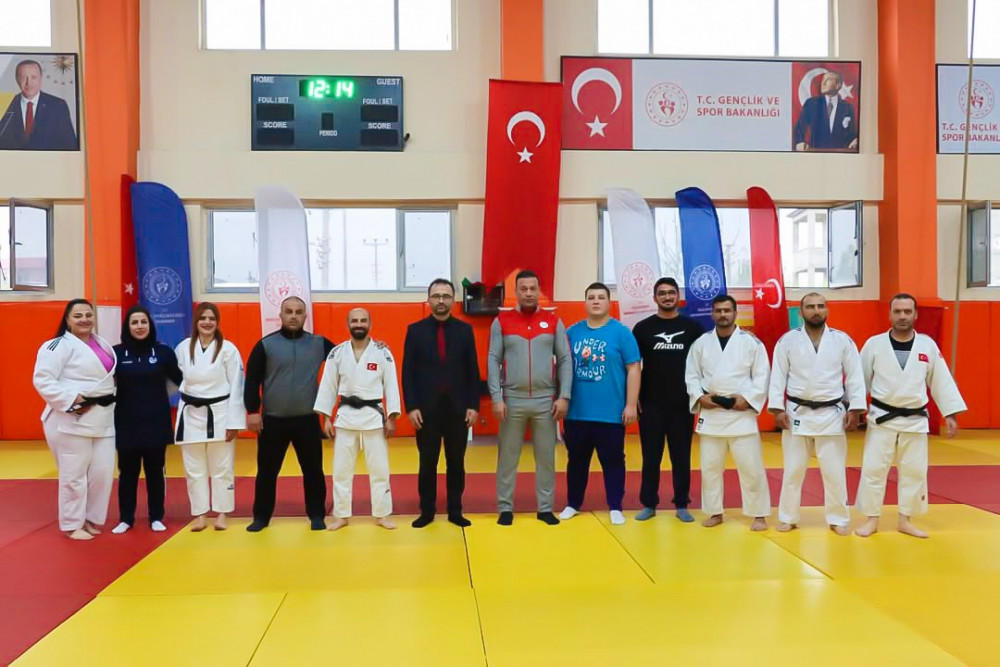 Naxçıvan idmançıları “Uluslararası Nevruz Judo Turnuvası”nda 23 medal qazanıblar<font color=red> - FOTOLAR</font>