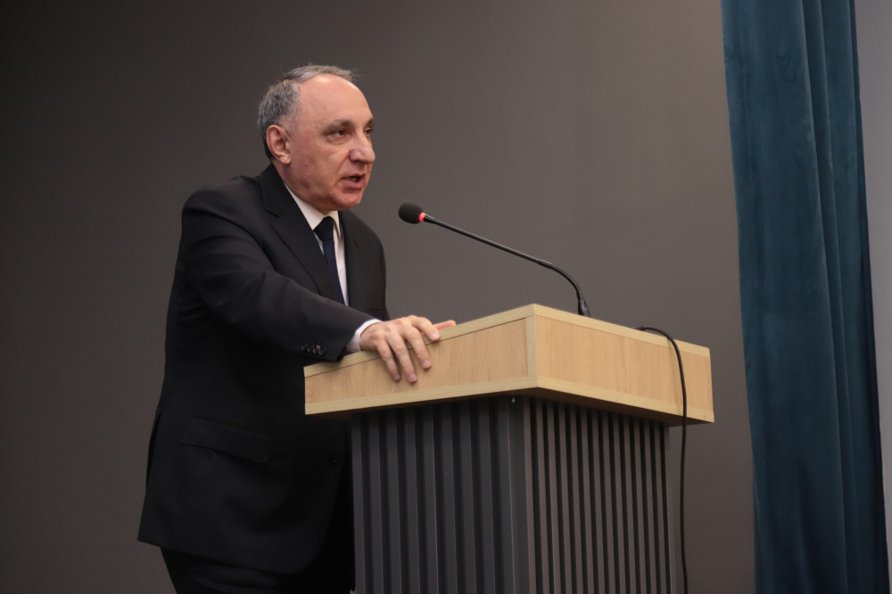 Xankəndidə “Heydər Əliyev və Suveren Azərbaycan” mövzusunda konfrans keçirilir<font color='red'> - YENİLƏNƏCƏK</font><font color=red> - FOTOLAR</font>