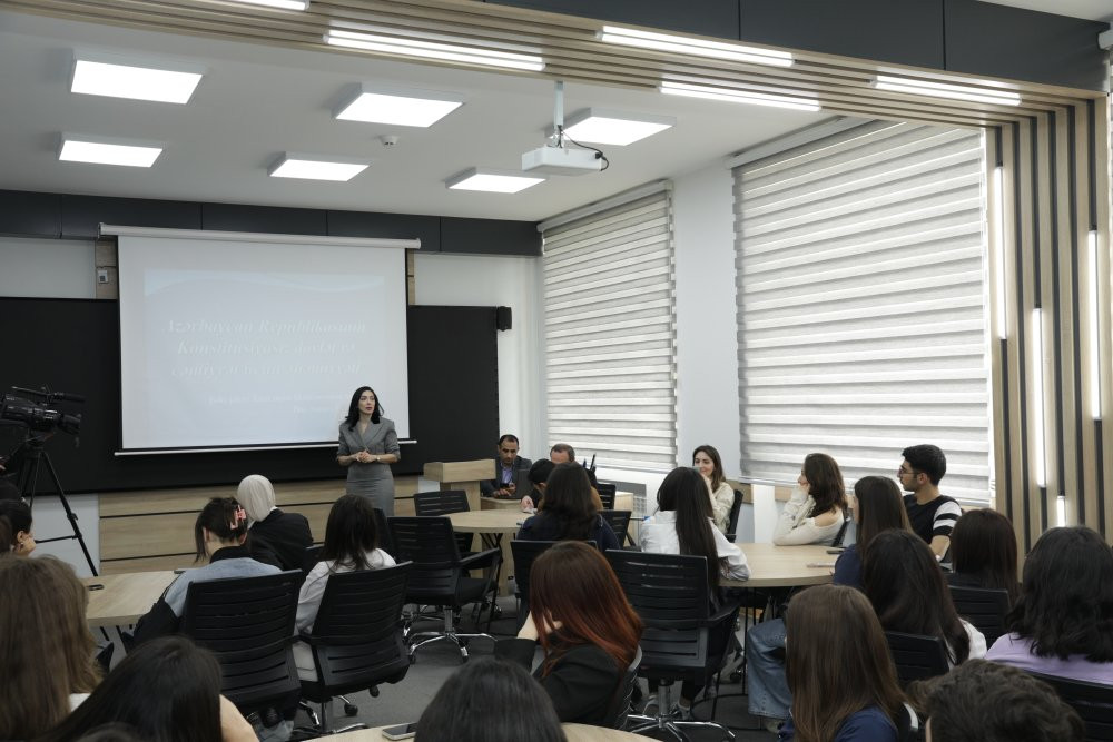 Bakı Dövlət Universitetinin “Jurnalistika” fakültəsində təhsil alan tələbələr üçün master-klas təşkil edilib<font color=red> - FOTOLAR</font>