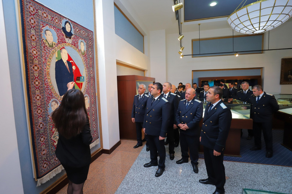 Naxçıvan Muxtar Respublikası Prokurluğunun əməkdaşları Ümummilli Lider Heydər Əliyevin adını daşıyan muzeyi ziyarət edib<font color=red> - FOTOLAR</font>
