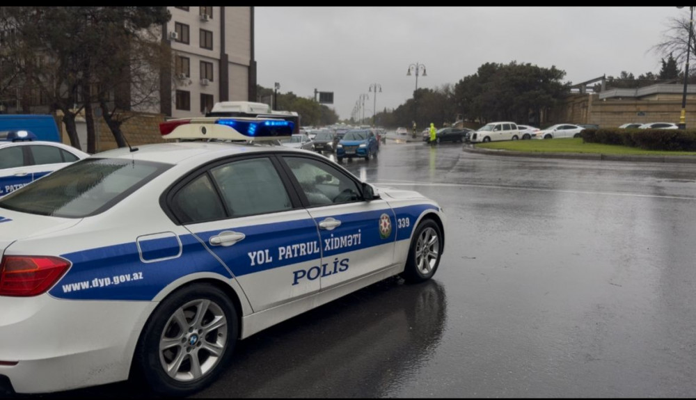 Əlverişsiz hava ilə əlaqəli yollardakı vəziyyət açıqlanıb<font color=red> - FOTOLAR</font>