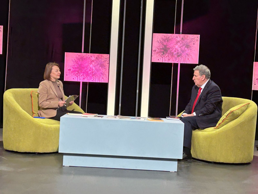 Akademik İsa Həbibbəyli Manas televiziyasında çıxış edib<font color=red> - FOTOLAR</font>