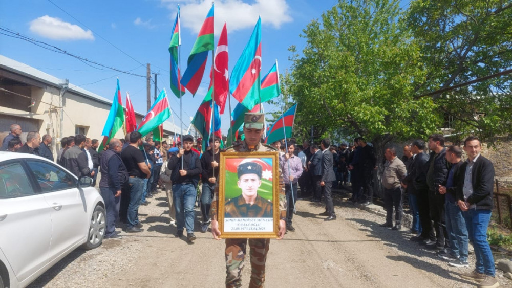Birinci Qarabağ müharibəsində itkin düşən şəhid Mübariz Hüseynov dəfn olunub<font color=red> - FOTOLAR</font>