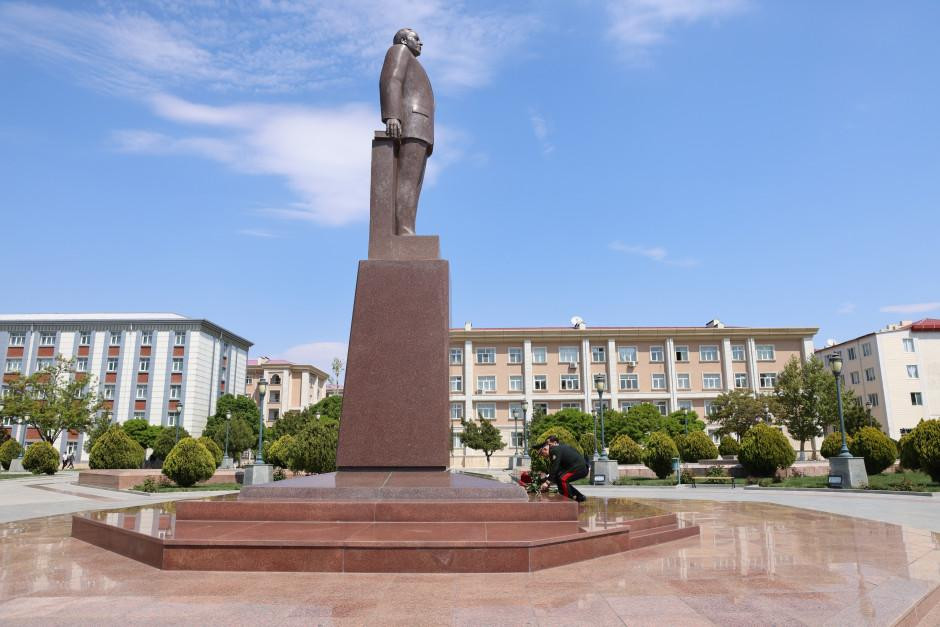 Kəmaləddin Heydərov Naxçıvan şəhərində vətəndaşları qəbul edib<font color=red> - FOTOLAR</font>