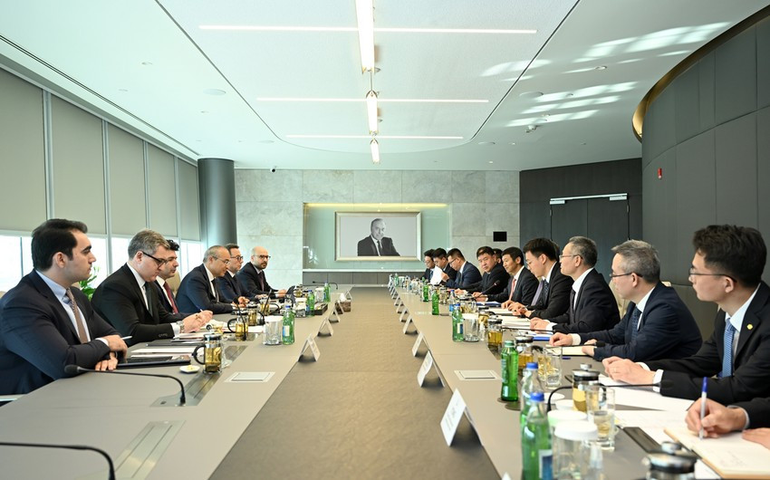 "PowerChina Group" şirkəti ilə bərpa olunan enerji sahəsində birgə layihələr müzakirə olunub<font color=red> - FOTOLAR</font>