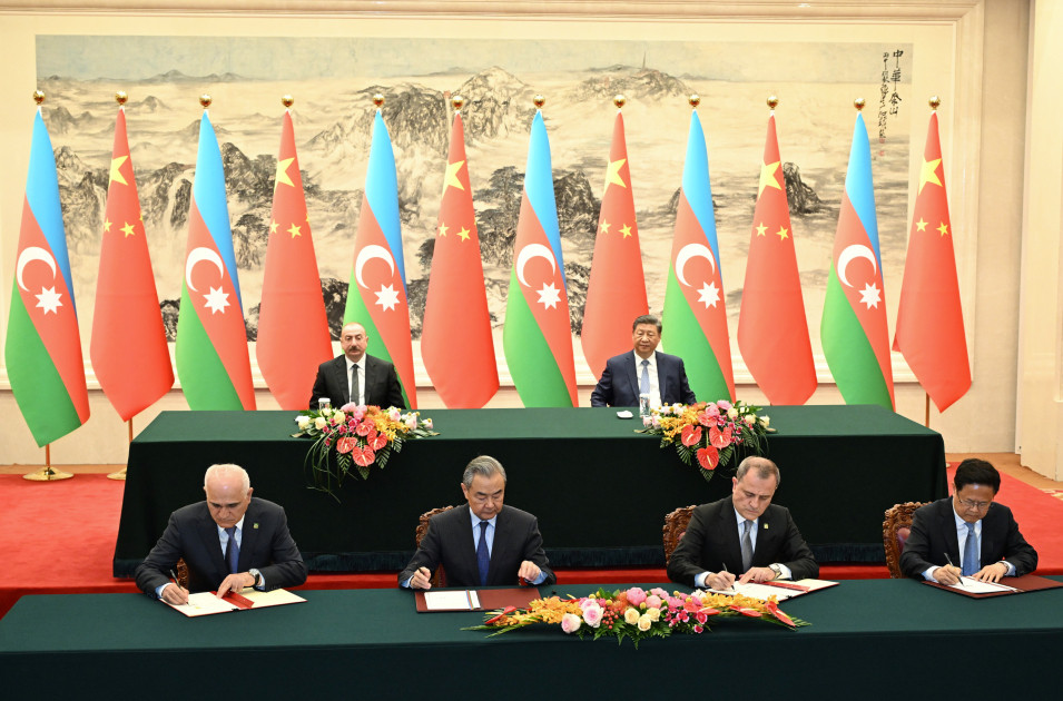 Pekində Azərbaycan-Çin sənədləri imzalanıb<font color=red> - FOTOLAR</font>