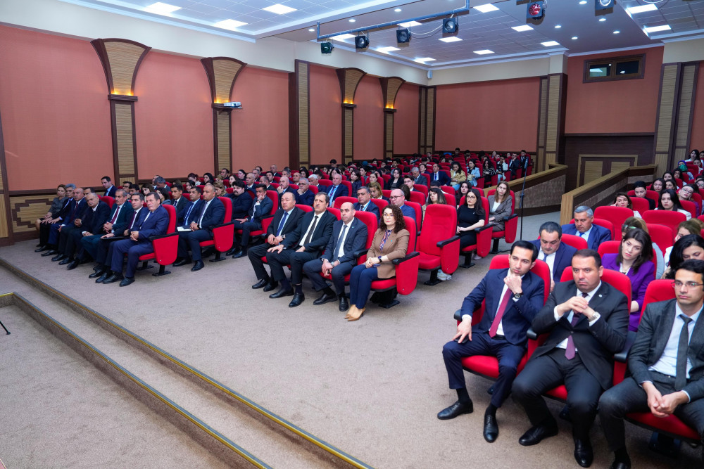 Rəqəmsal idarəetmə və təhsil: NDU-da II Respublika konfransı<font color=red> - FOTOLAR</font>