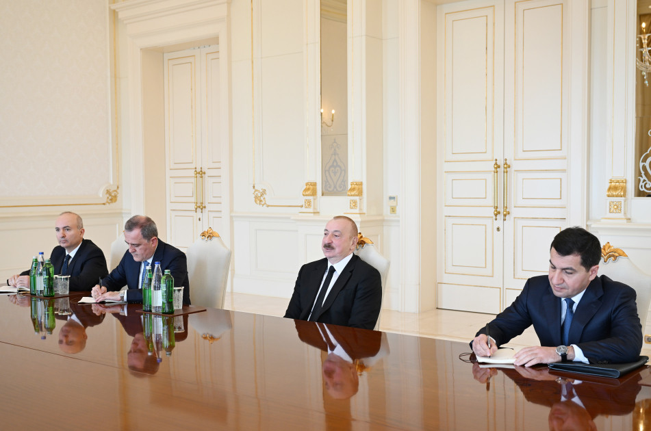 Prezident İlham Əliyev ATƏT-in Baş katibini qəbul edib<font color='red'> - YENİLƏNƏCƏK</font><font color=red> - FOTOLAR</font>