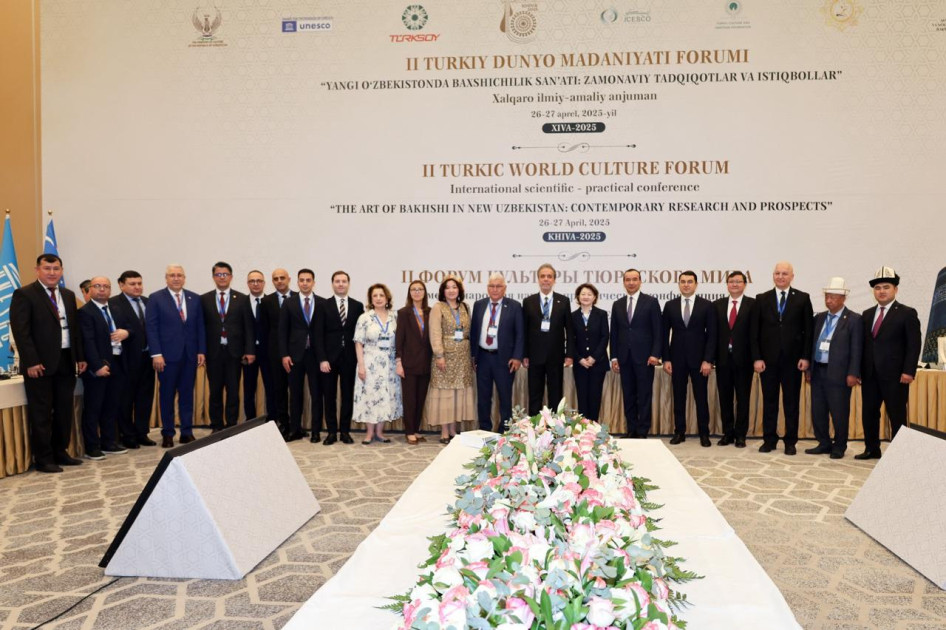 Azərbaycan Özbəkistanda keçirilən festivalda və II Türk Dünyası Mədəniyyət Forumunda təmsil olunur<font color=red> - FOTOLAR</font>