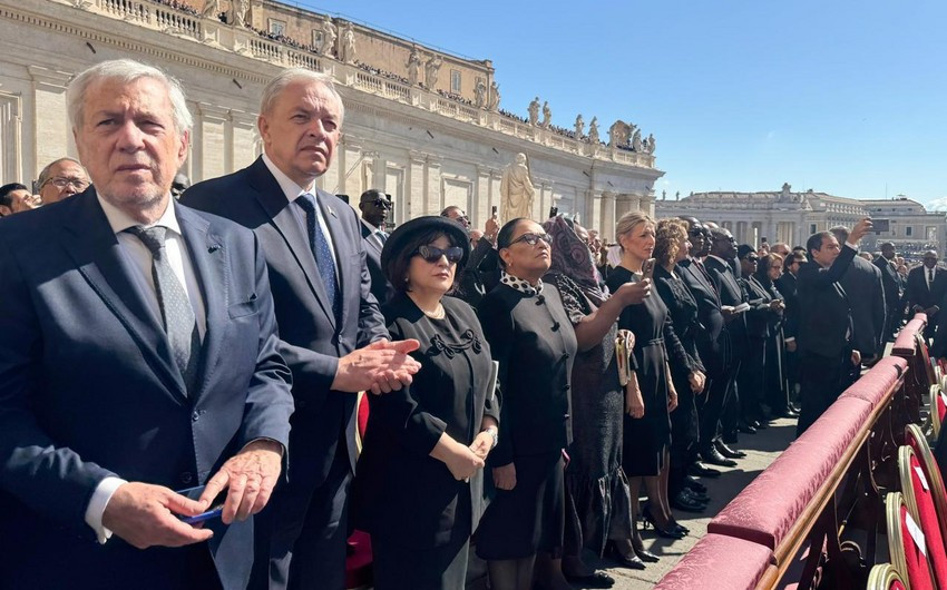 Sahibə Qafarova Vatikanda Roma Papasının dəfn mərasimində iştirak edib<font color=red> - FOTOLAR</font>