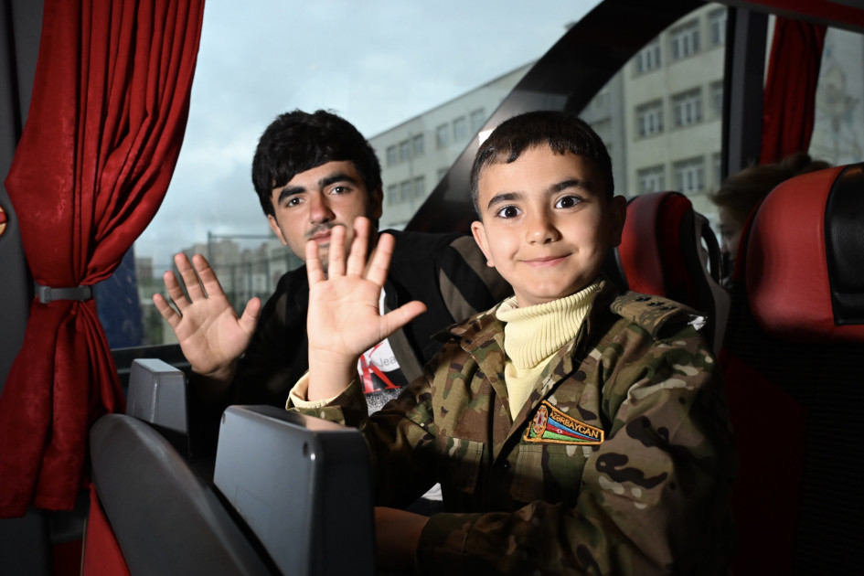 Xocalıya növbəti köç karvanı yola düşdü<font color=red> - FOTOLAR</font>