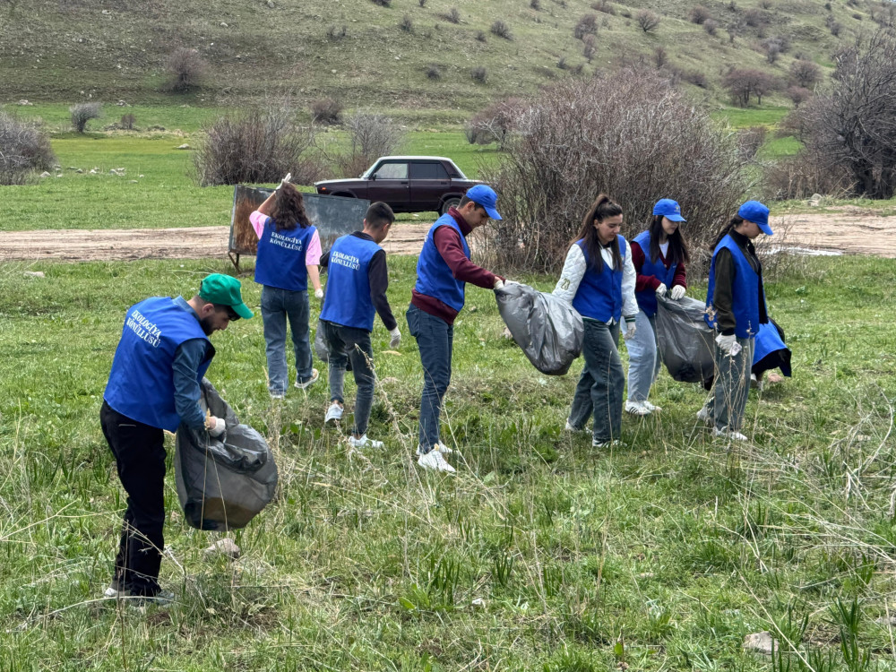Növbəti təmizlik aksiyası Batabat yaylağı ərazisində keçirilib<font color=red> - FOTOLAR</font>