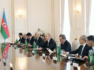 İlham Əliyevin Məsud Pezeşkianla geniş tərkibdə görüşü olub<font color='red'> - YENİLƏNİB 2</font><font color=red> - FOTOLAR</font>