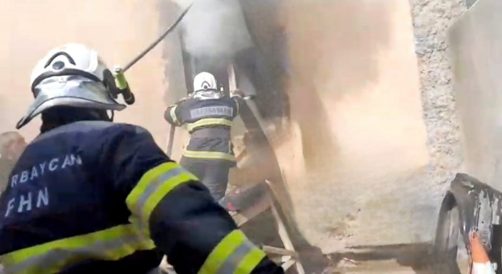 Naxçıvanda fərdi yaşayış evində yanğın olub <font color=red> - FOTOLAR</font>