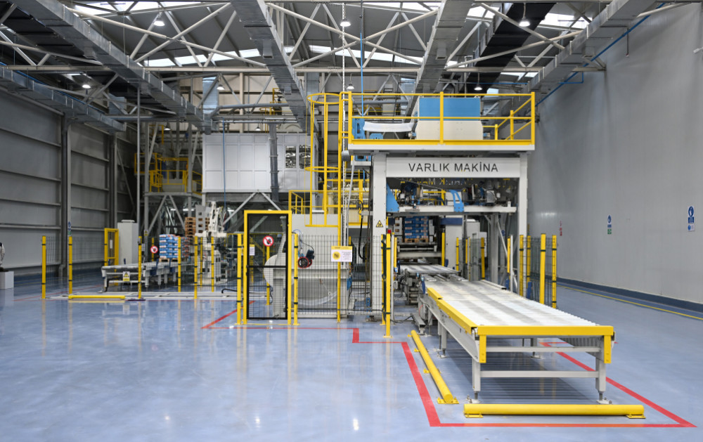 Prezident İlham Əliyev Sumqayıt Kimya Sənaye Parkında bir sıra müəssisələrin açılışını edib<font color=red> - FOTOLAR</font>