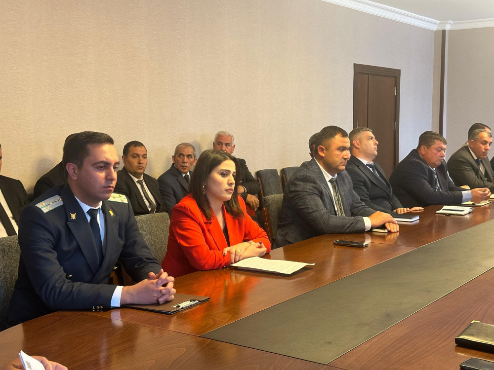 Ekoloji-hüquqi maarifləndirmə tədbiri keçirilib<font color=red> - FOTOLAR</font>