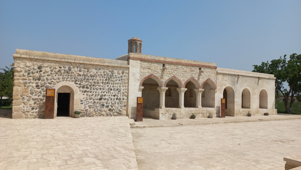 İtaliyalı parlamentarilər Ağdama gəliblər<font color=red> - FOTOLAR</font>