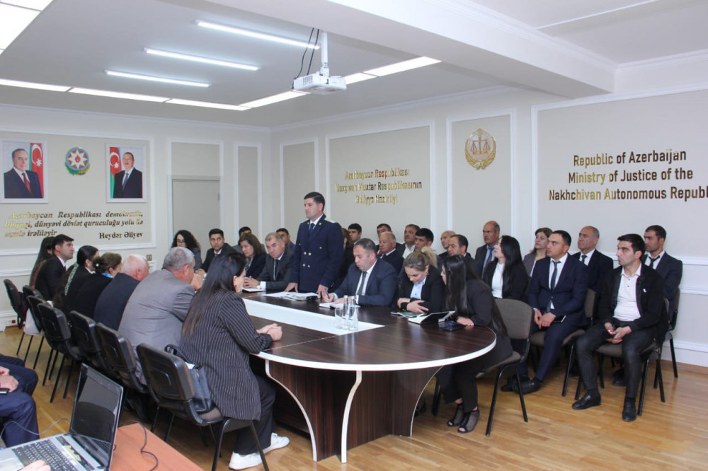 Naxçıvanda bələdiyyə sədrləri üçün təlim keçirilib<font color=red> - FOTOLAR</font>