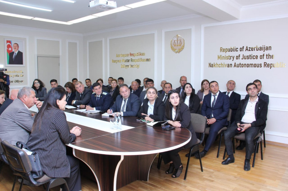 Naxçıvanda bələdiyyə sədrləri üçün təlim keçirilib<font color=red> - FOTOLAR</font>