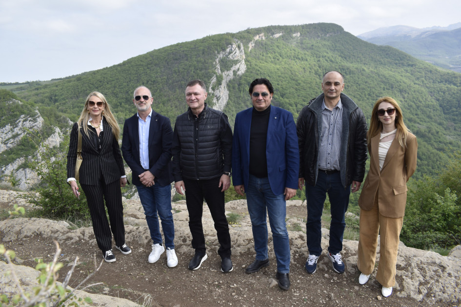 İtaliya Parlamentinin nümayəndə heyəti Ağdam, Xankəndi və Şuşaya səfər edib<font color=red> - FOTOLAR</font>