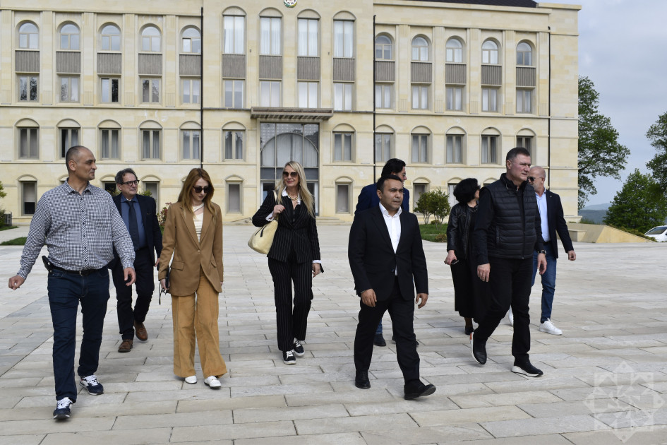 İtaliya Parlamentinin nümayəndə heyəti Ağdam, Xankəndi və Şuşaya səfər edib<font color=red> - FOTOLAR</font>