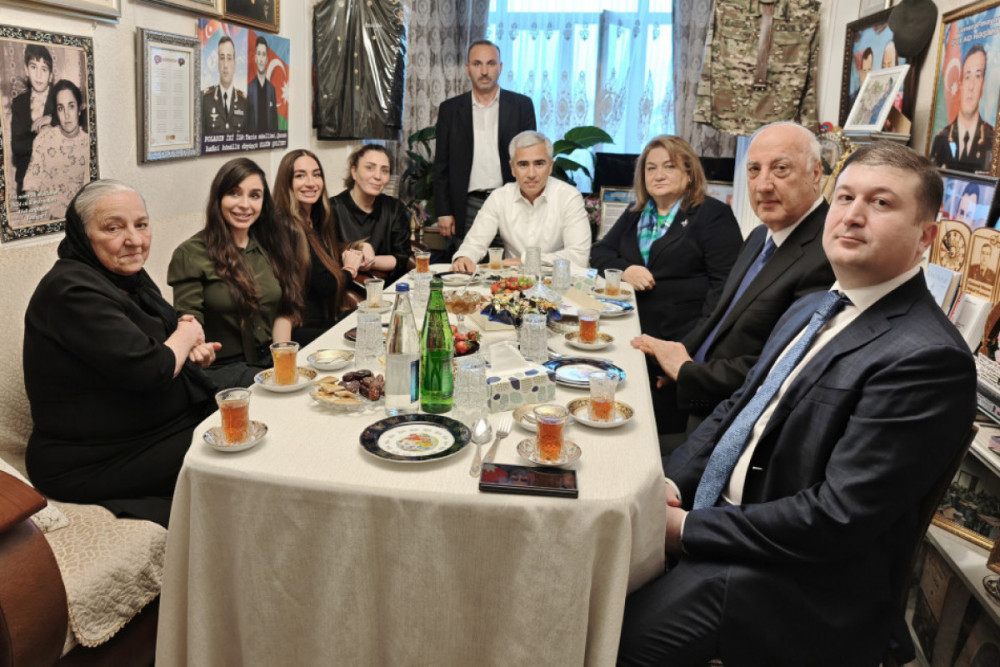 Leyla Əliyeva və Arzu Əliyeva Polad Həşimovun evində olublar<font color=red> - FOTOLAR</font>