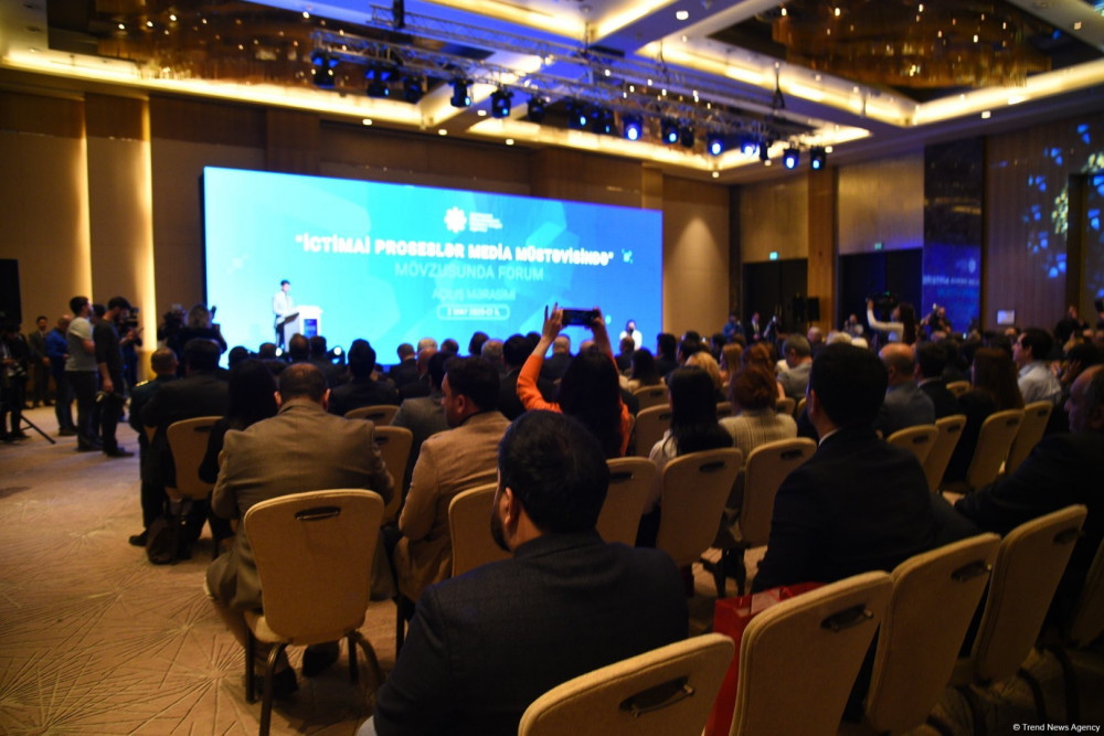 Bakıda “İctimai proseslər media müstəvisində” mövzusunda İkinci Forum keçirilir<font color='red'> - YENİLƏNİB</font><font color=red> - FOTOLAR</font>