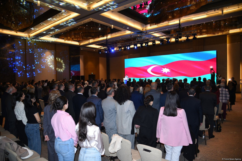 Bakıda “İctimai proseslər media müstəvisində” mövzusunda İkinci Forum keçirilir<font color='red'> - YENİLƏNİB</font><font color=red> - FOTOLAR</font>