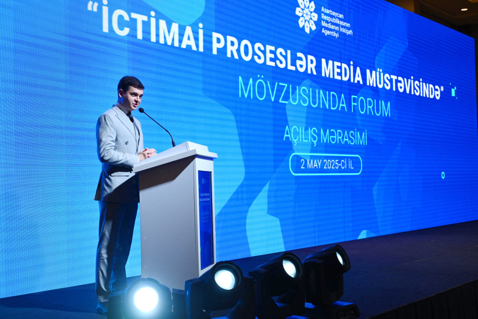 Bakıda “İctimai proseslər media müstəvisində” mövzusunda İkinci Forum keçirilir<font color='red'> - YENİLƏNİB</font><font color=red> - FOTOLAR</font>