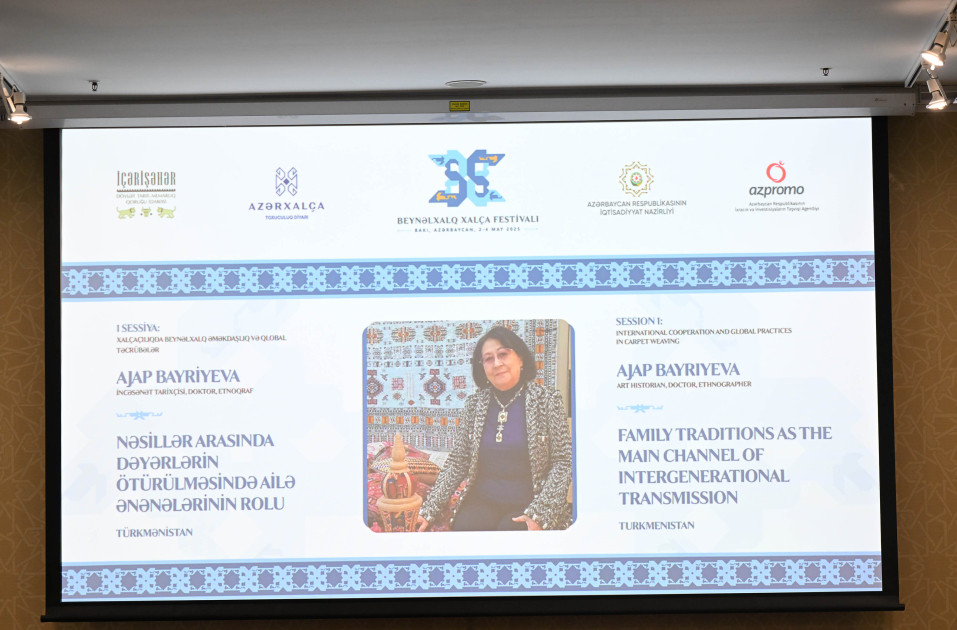 11 ölkədən olan xalçaçı ekspertlər Bakı Beynəlxalq Xalça Forumunda bir araya gəlib<font color=red> - FOTOLAR</font>